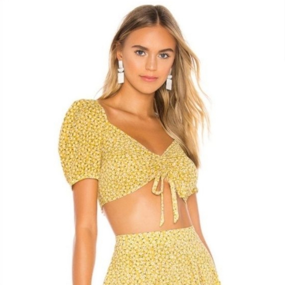 Endless Summer Bella crop top In Ditsy Yellow M NWT